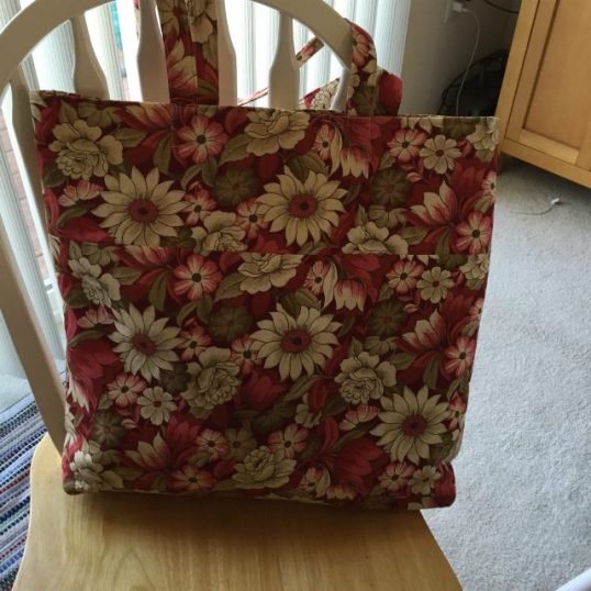 bear-paw-tote-back