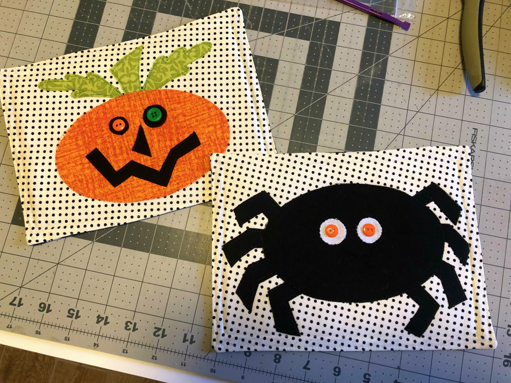 spooky quilted mug rugs